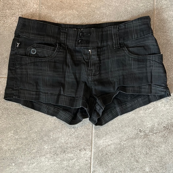 YMI Pants - Black plaid shorts juniors